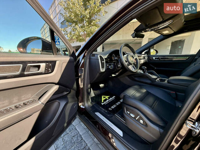 Коричневый Порше Cayenne Coupe, объемом двигателя 3 л и пробегом 3 тыс. км за 86000 $, фото 9 на Automoto.ua