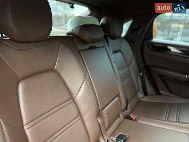 Коричневый Порше Cayenne Coupe, объемом двигателя 3 л и пробегом 76 тыс. км за 77000 $, фото 30 на Automoto.ua