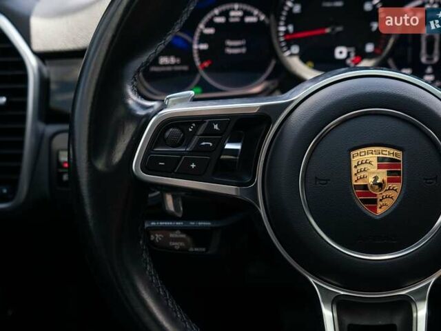 Коричневый Порше Cayenne Coupe, объемом двигателя 3 л и пробегом 71 тыс. км за 71999 $, фото 40 на Automoto.ua
