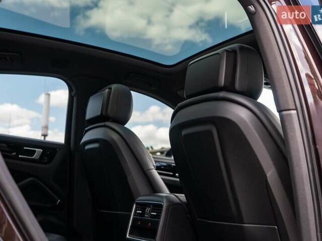 Коричневый Порше Cayenne Coupe, объемом двигателя 3 л и пробегом 71 тыс. км за 71999 $, фото 64 на Automoto.ua