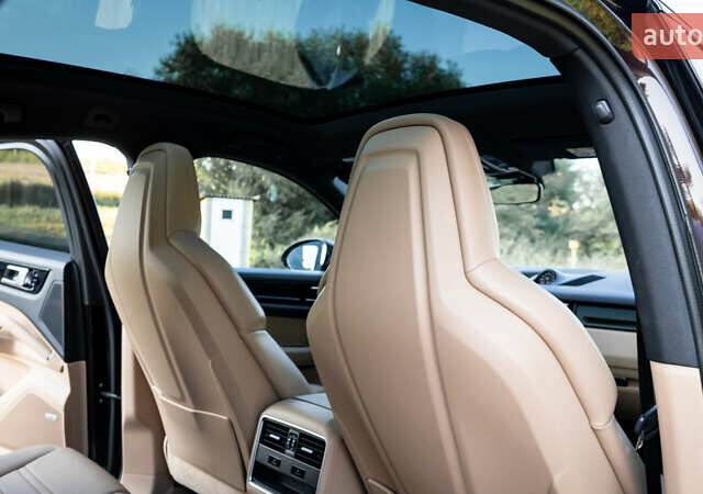 Коричневый Порше Cayenne Coupe, объемом двигателя 3 л и пробегом 55 тыс. км за 95500 $, фото 49 на Automoto.ua