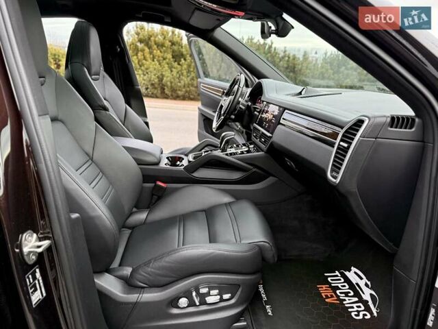 Коричневый Порше Cayenne Coupe, объемом двигателя 3 л и пробегом 90 тыс. км за 62990 $, фото 24 на Automoto.ua
