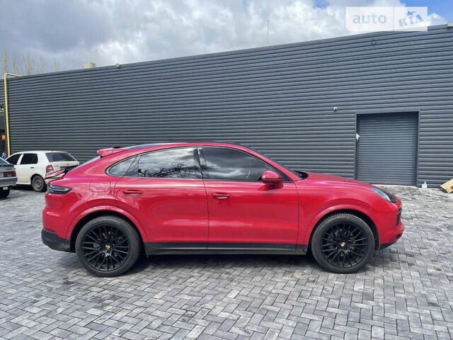 Червоний Порше Cayenne Coupe, об'ємом двигуна 0 л та пробігом 25 тис. км за 112000 $, фото 4 на Automoto.ua