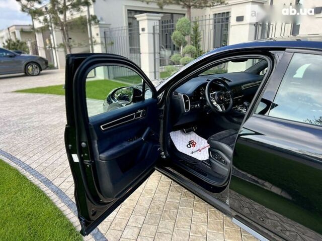 Порше Cayenne Coupe, объемом двигателя 4 л и пробегом 2 тыс. км за 168000 $, фото 24 на Automoto.ua