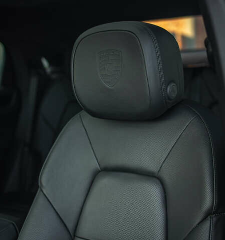 Порше Cayenne Coupe, объемом двигателя 3 л и пробегом 73 тыс. км за 69900 $, фото 33 на Automoto.ua