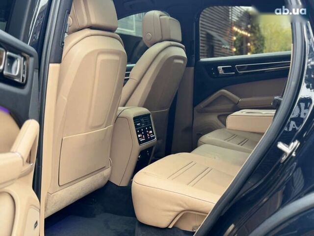 Порше Cayenne Coupe, объемом двигателя 3 л и пробегом 80 тыс. км за 62900 $, фото 26 на Automoto.ua