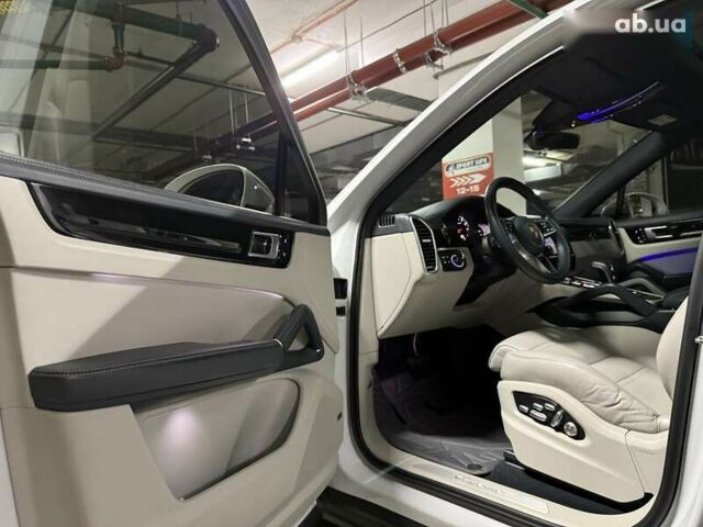 Порше Cayenne Coupe, объемом двигателя 3 л и пробегом 155 тыс. км за 59900 $, фото 22 на Automoto.ua