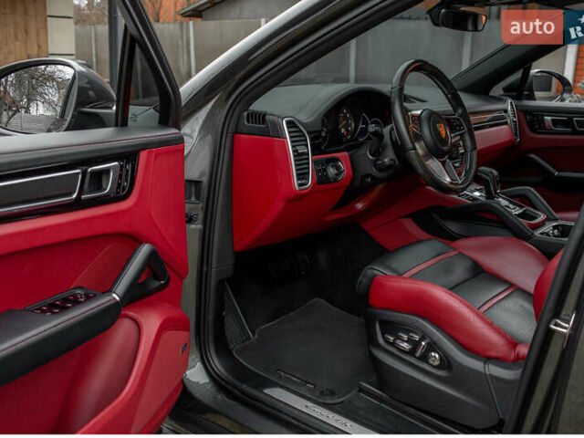 Порше Cayenne Coupe, объемом двигателя 0 л и пробегом 65 тыс. км за 87000 $, фото 36 на Automoto.ua