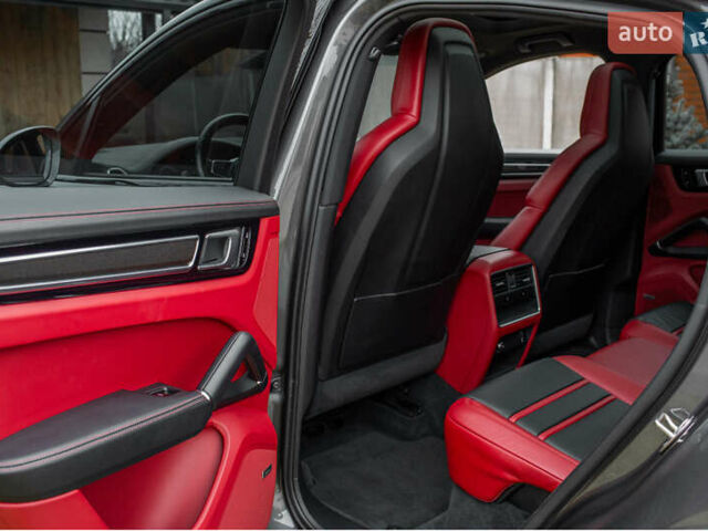 Порше Cayenne Coupe, объемом двигателя 0 л и пробегом 65 тыс. км за 87000 $, фото 37 на Automoto.ua