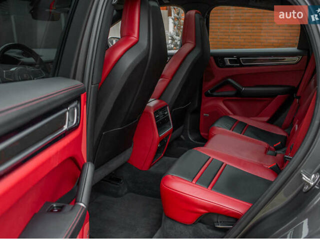 Порше Cayenne Coupe, объемом двигателя 0 л и пробегом 65 тыс. км за 87000 $, фото 38 на Automoto.ua