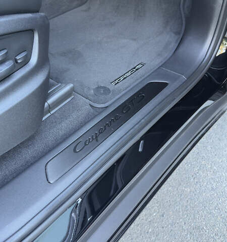 Порше Cayenne Coupe, объемом двигателя 4 л и пробегом 25 тыс. км за 105000 $, фото 20 на Automoto.ua