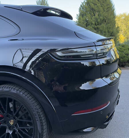Порше Cayenne Coupe, объемом двигателя 4 л и пробегом 25 тыс. км за 105000 $, фото 7 на Automoto.ua