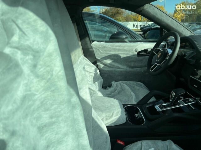 Порше Cayenne Coupe, об'ємом двигуна 4 л та пробігом 0 тис. км за 179213 $, фото 10 на Automoto.ua