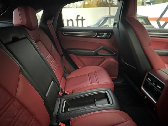 Порше Cayenne Coupe, объемом двигателя 4 л и пробегом 3 тыс. км за 161064 $, фото 33 на Automoto.ua