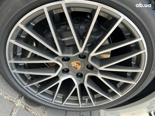 Порше Cayenne Coupe, объемом двигателя 4 л и пробегом 0 тыс. км за 166063 $, фото 8 на Automoto.ua