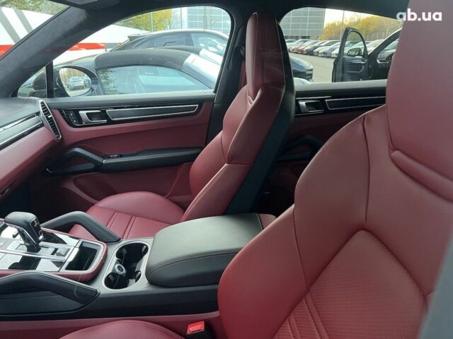Порше Cayenne Coupe, объемом двигателя 4 л и пробегом 3 тыс. км за 161064 $, фото 2 на Automoto.ua