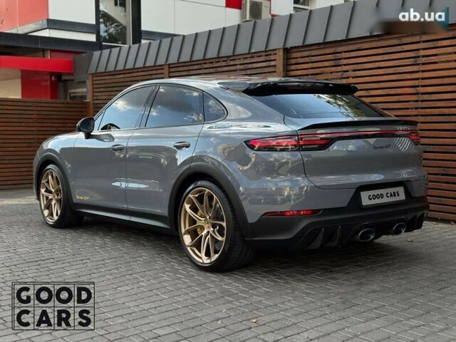 Порше Cayenne Coupe, объемом двигателя 4 л и пробегом 5 тыс. км за 233000 $, фото 5 на Automoto.ua
