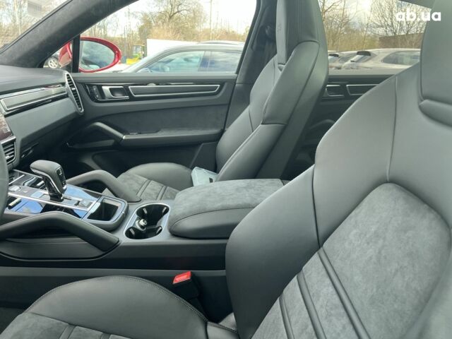 Порше Cayenne Coupe, объемом двигателя 4 л и пробегом 1 тыс. км за 169976 $, фото 24 на Automoto.ua
