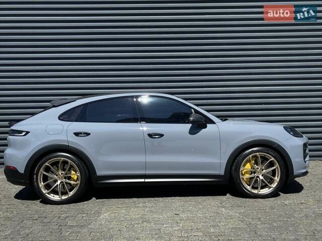 Порше Cayenne Coupe, об'ємом двигуна 4 л та пробігом 7 тис. км за 290000 $, фото 6 на Automoto.ua