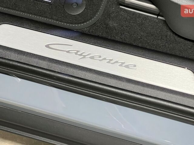 купити нове авто Порше Cayenne Coupe 2024 року від офіційного дилера Порше Центр Київ Аеропорт Порше фото