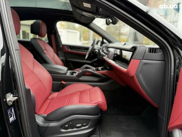 Порше Cayenne Coupe, об'ємом двигуна 4 л та пробігом 45 тис. км за 172000 $, фото 15 на Automoto.ua