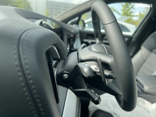 Порше Cayenne Coupe, объемом двигателя 3 л и пробегом 0 тыс. км за 143349 $, фото 34 на Automoto.ua
