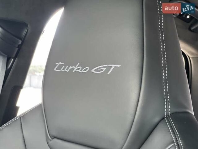 Порше Cayenne Coupe, об'ємом двигуна 4 л та пробігом 7 тис. км за 290000 $, фото 29 на Automoto.ua