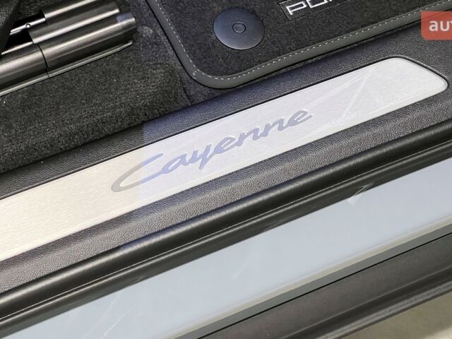 купити нове авто Порше Cayenne Coupe 2024 року від офіційного дилера Порше Центр Київ Аеропорт Порше фото