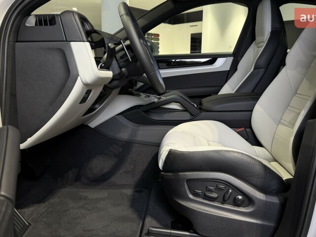 Порше Cayenne Coupe, об'ємом двигуна 3 л та пробігом 0 тис. км за 141675 $, фото 8 на Automoto.ua