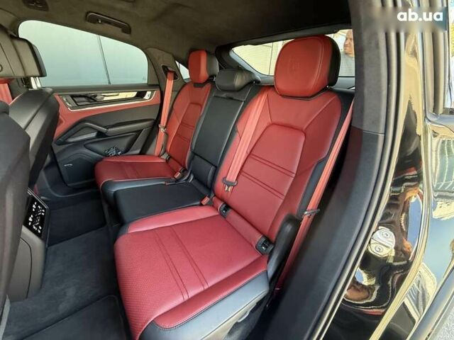 Порше Cayenne Coupe, объемом двигателя 4 л и пробегом 40 тыс. км за 172000 $, фото 25 на Automoto.ua