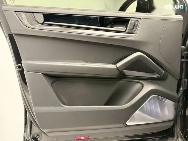 Порше Cayenne Coupe, объемом двигателя 4 л и пробегом 25 тыс. км за 299000 $, фото 28 на Automoto.ua