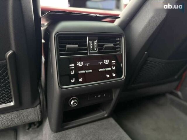 Порше Cayenne Coupe, объемом двигателя 4 л и пробегом 45 тыс. км за 172000 $, фото 23 на Automoto.ua