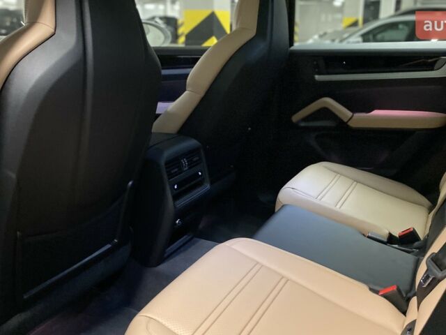 купить новое авто Порше Cayenne Coupe 2024 года от официального дилера Порше Центр Київ Аеропорт Порше фото