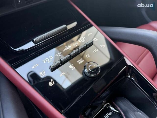 Порше Cayenne Coupe, объемом двигателя 4 л и пробегом 40 тыс. км за 172000 $, фото 22 на Automoto.ua