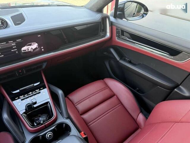 Порше Cayenne Coupe, объемом двигателя 4 л и пробегом 40 тыс. км за 172000 $, фото 23 на Automoto.ua