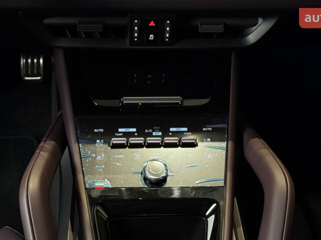 Порше Cayenne Coupe, об'ємом двигуна 3.98 л та пробігом 0 тис. км за 191352 $, фото 28 на Automoto.ua