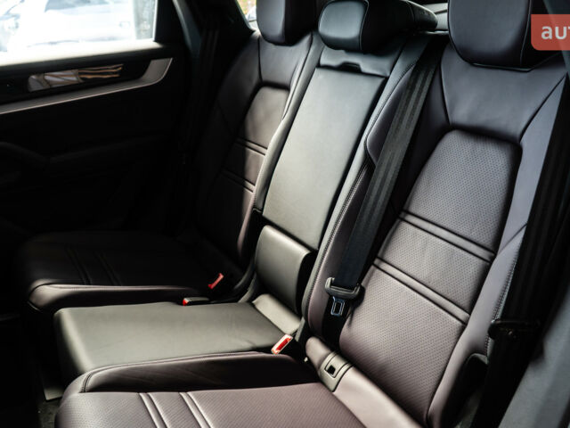 купить новое авто Порше Cayenne Coupe 2025 года от официального дилера Порше Центр Харків Порше фото