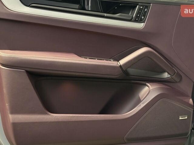 Порше Cayenne Coupe, об'ємом двигуна 3.98 л та пробігом 0 тис. км за 191352 $, фото 25 на Automoto.ua