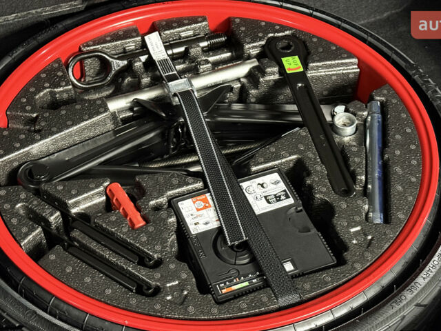 Порше Cayenne Coupe, об'ємом двигуна 3.98 л та пробігом 0 тис. км за 191352 $, фото 9 на Automoto.ua