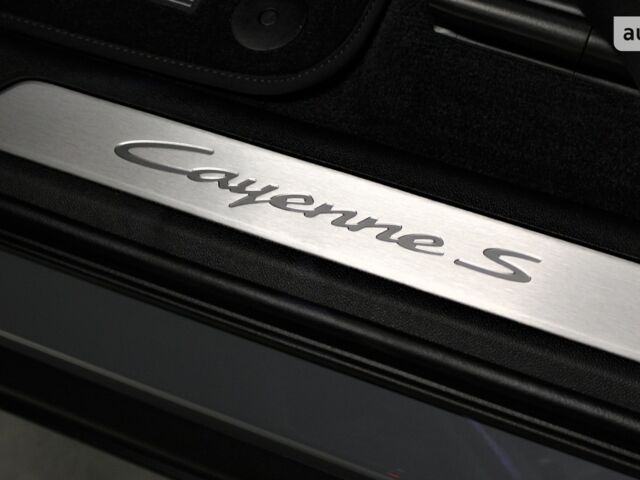 купити нове авто Порше Cayenne Coupe 2023 року від офіційного дилера Порше Центр Київ Аеропорт Порше фото