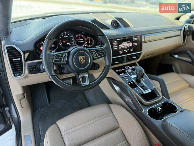 Серый Порше Cayenne Coupe, объемом двигателя 4 л и пробегом 34 тыс. км за 99900 $, фото 41 на Automoto.ua