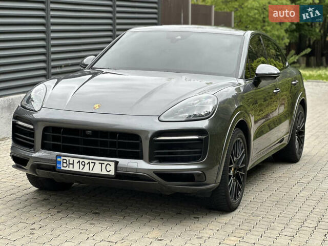 Серый Порше Cayenne Coupe, объемом двигателя 4 л и пробегом 56 тыс. км за 99000 $, фото 3 на Automoto.ua