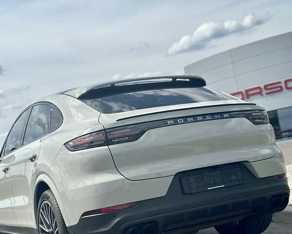 Сірий Порше Cayenne Coupe, об'ємом двигуна 3 л та пробігом 35 тис. км за 105000 $, фото 8 на Automoto.ua