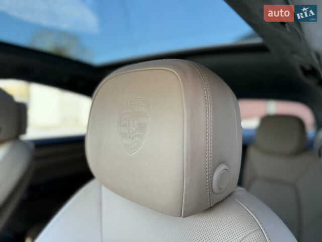 Серый Порше Cayenne Coupe, объемом двигателя 4 л и пробегом 34 тыс. км за 99900 $, фото 36 на Automoto.ua