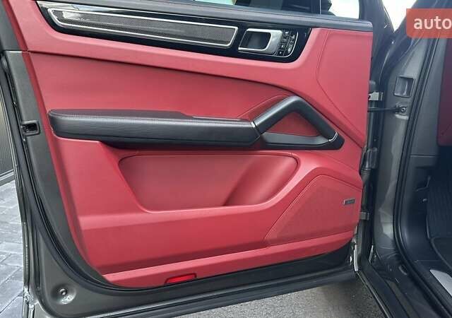 Серый Порше Cayenne Coupe, объемом двигателя 3 л и пробегом 68 тыс. км за 89450 $, фото 21 на Automoto.ua