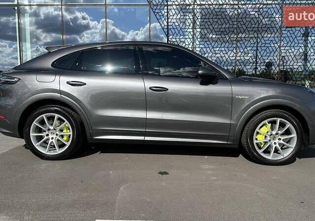 Серый Порше Cayenne Coupe, объемом двигателя 3 л и пробегом 68 тыс. км за 89450 $, фото 10 на Automoto.ua