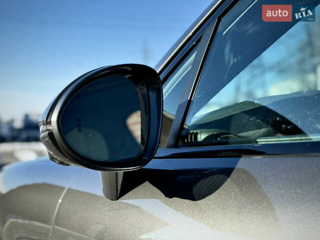 Серый Порше Cayenne Coupe, объемом двигателя 4 л и пробегом 34 тыс. км за 99900 $, фото 26 на Automoto.ua