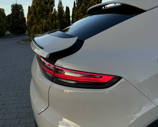 Серый Порше Cayenne Coupe, объемом двигателя 3 л и пробегом 61 тыс. км за 86500 $, фото 10 на Automoto.ua