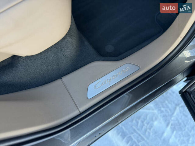 Серый Порше Cayenne Coupe, объемом двигателя 4 л и пробегом 34 тыс. км за 99900 $, фото 76 на Automoto.ua