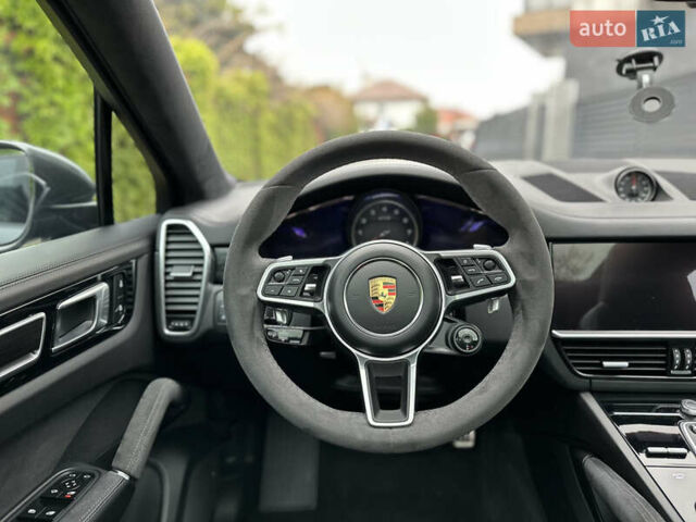 Серый Порше Cayenne Coupe, объемом двигателя 4 л и пробегом 56 тыс. км за 99000 $, фото 26 на Automoto.ua